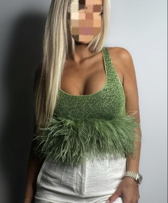💋 Я знаю, как доставить настоящее удовольствие! Мои услуги позволят тебе окунуться в мир наслаждения и страсти. 🌟 Встреча со мной - это настоящая встреча с искусницей любви. У меня широкий спектр услуг, которые позволят нам раскрыться друг другу. 🌹 Имею отличные отзывы, которые подтверждают мою профессиональность. 🌟 Предлагаю ознакомиться с моими фото, чтобы увидеть, какое я прекрасное создание! 😘 Живу в Москве, поэтому наша встреча будет возможна именно здесь, в столице страсти и разврата. 🌆 Ты точно не пожалеешь о времени, проведенном со мной. Позвони мне, и насладись горячими моментами нашей встречи! 💥💖 Вера